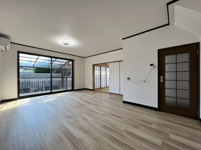 ☆★☆完成見学会開催中☆★☆古閑下町戸建ての居間・リビング