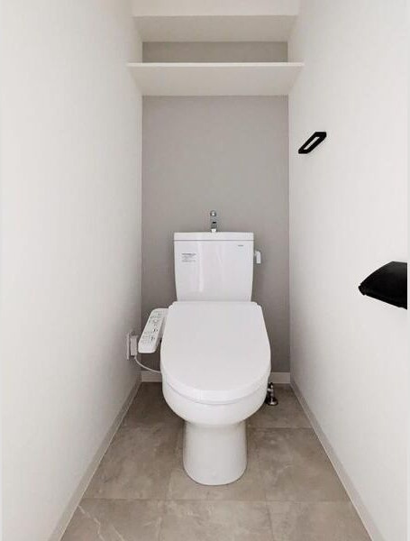 S-RESIDENCE堺湊駅前azureのトイレ