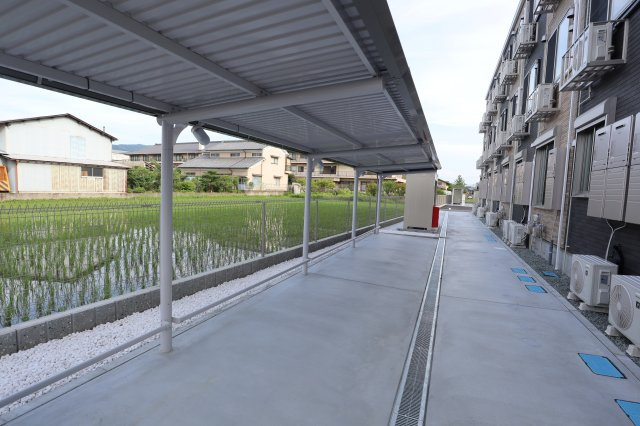 アネモスヒルズ天理Ⅰの駐車場