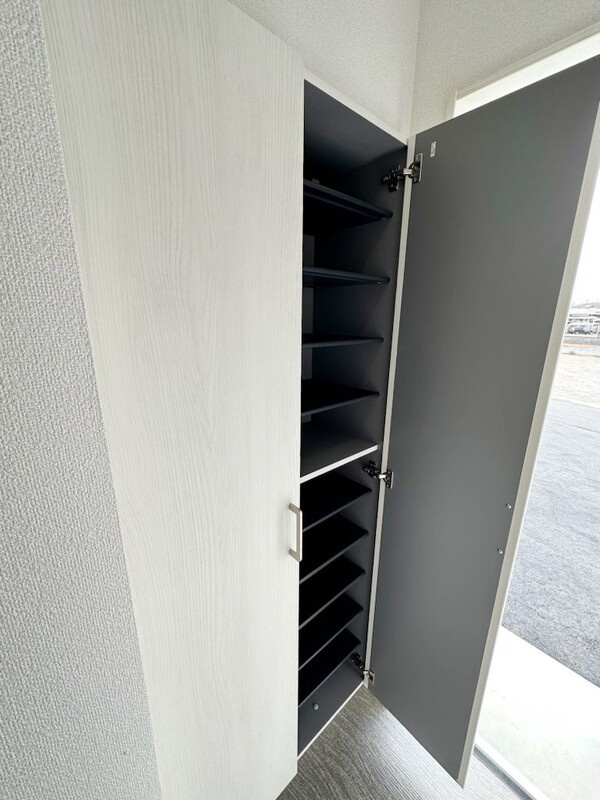 ヴェルジュ荒木 A棟の収納