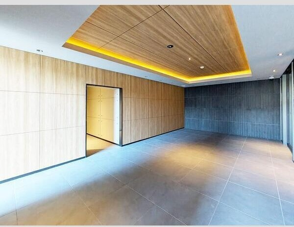 S-RESIDENCE堺湊駅前azureのエントランス