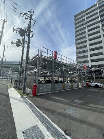 エスリード神戸兵庫駅ミッドポートの駐車場