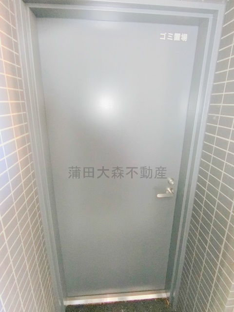 GRAN PASEO蒲田Ⅲのその他共用部分|曜日時間関係なくゴミ捨て可能な敷地内ゴミ捨て場