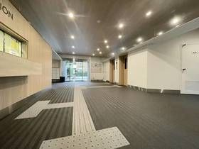 ビレッジハウス品川八潮タワー１号棟のエントランス