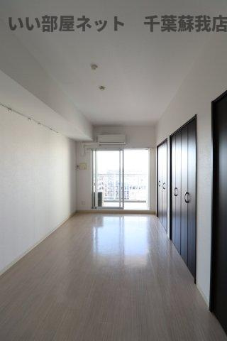 ＧＲＡＳＳ　ＳＱＵＡＲＥ六番館の居間・リビング|ゆったりとしたリビングです