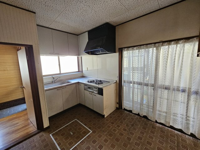 北堀中古住宅のキッチン