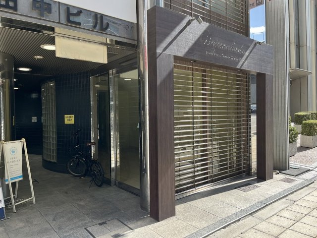 大阪市北区堂島浜１丁目の店舗事務所の外観