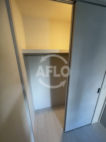 シエリア靭本町の収納|シエリア靱本町　ウォークインクローゼット