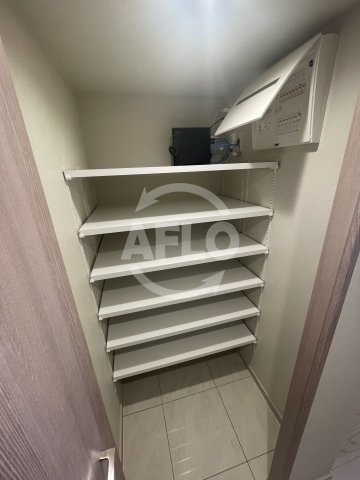 シエリア靭本町の収納|シエリア靱本町　シューズインクローゼット