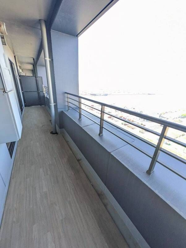 福岡市東区香椎照葉５丁目の賃貸マンションのバルコニー