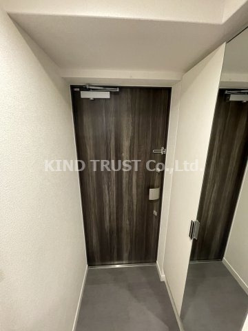 プレサンス大阪同心メゾヴィータの玄関|玄関です