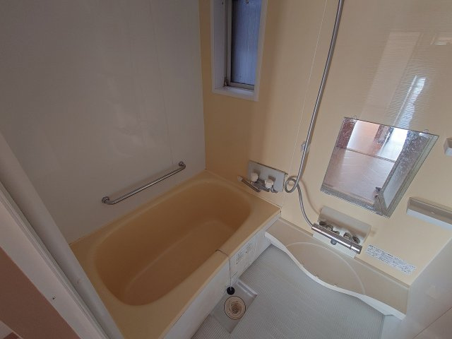 【浴室】 | リヴィエールタウン二島（C-21）