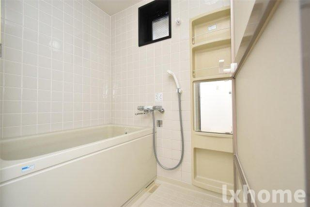 ディアコート真砂の浴室|日々の疲れを癒すお風呂付です