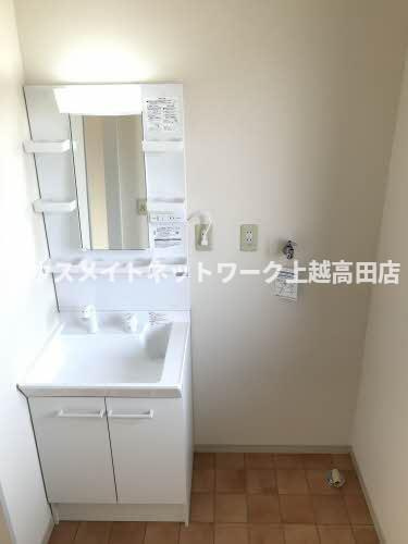 プラティーヌメゾンの独立洗面台|洗髪洗面化粧台