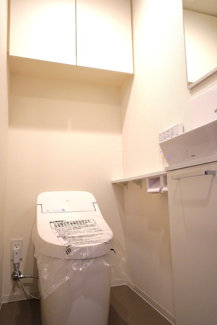 アヴァンカーサ町屋のトイレ|※写真は同タイプ住戸です。