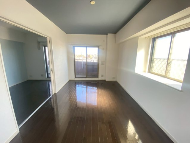 ラドーニ清水|名古屋市の賃貸ならMy賃貸の居間・リビング|ラドーニ清水