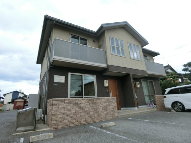 シャーメゾンスギ