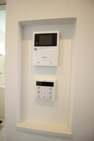 クレインレジデンス世田谷のセキュリティ|モニター付きインターホンで来訪者を確認♪