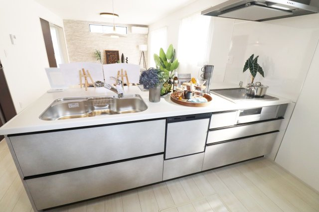 郡山市片平町字釜場　　　　　　小山田小学校、郡山第６中学区のキッチン