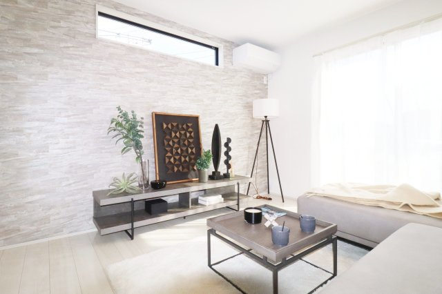 郡山市片平町字釜場　　　　　　小山田小学校、郡山第６中学区の居間・リビング