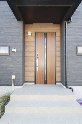 郡山市片平町字釜場　　　　　　小山田小学校、郡山第６中学区の玄関