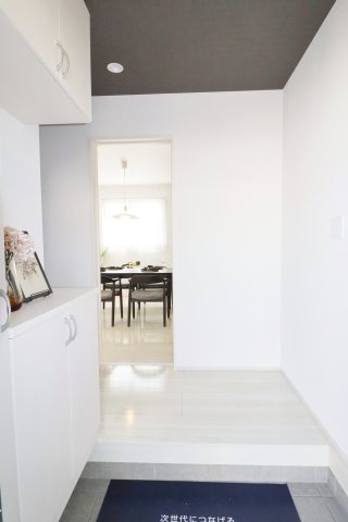 郡山市片平町字釜場　　　　　　小山田小学校、郡山第６中学区の玄関