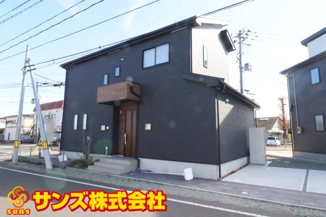 郡山市片平町字釜場　　　　　　小山田小学校、郡山第６中学区の外観|北西側から見た外観♪