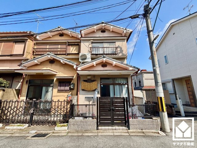 伏見区深草大亀谷西久宝寺町の外観