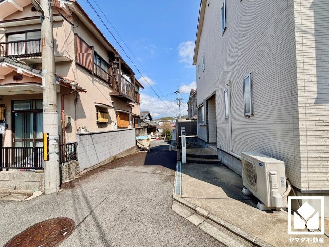伏見区深草大亀谷西久宝寺町の前面道路含む現地写真