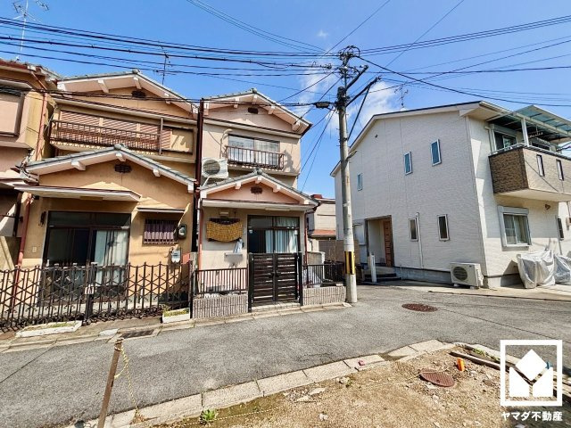 伏見区深草大亀谷西久宝寺町の外観
