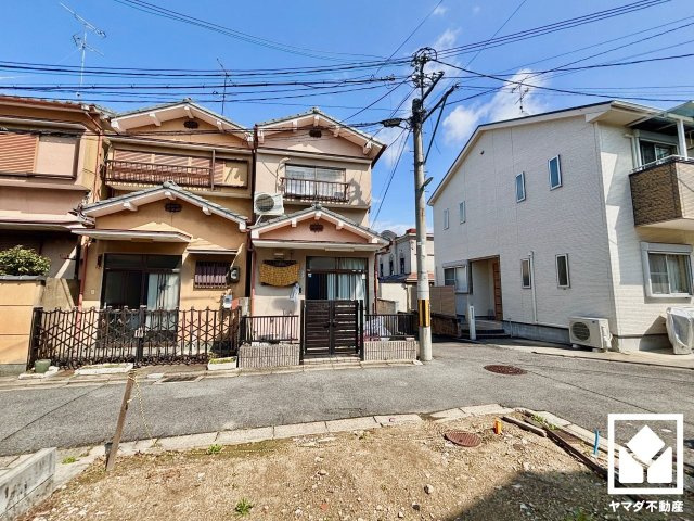 伏見区深草大亀谷西久宝寺町の外観