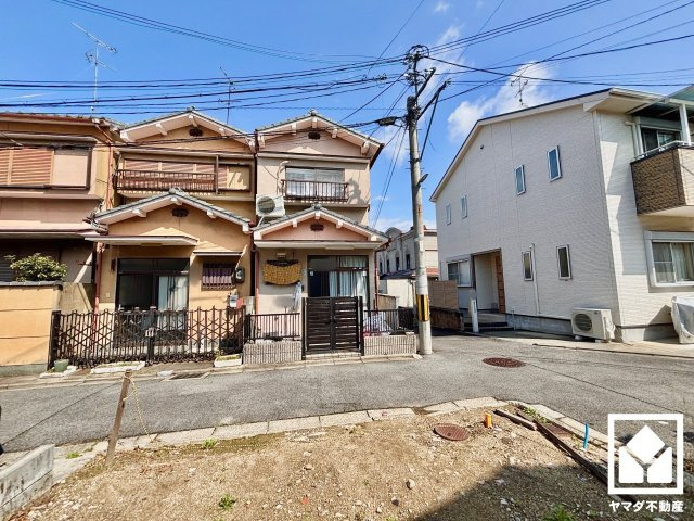 伏見区深草大亀谷西久宝寺町の外観