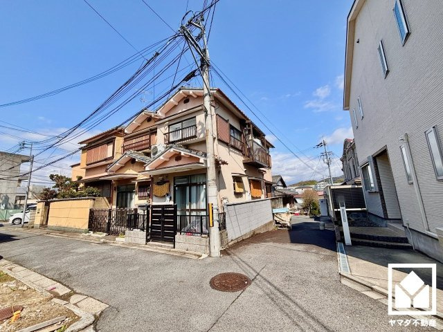 伏見区深草大亀谷西久宝寺町の外観
