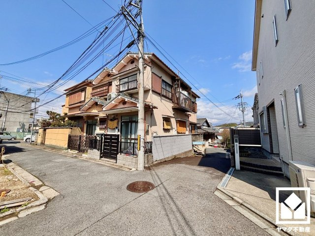伏見区深草大亀谷西久宝寺町の外観