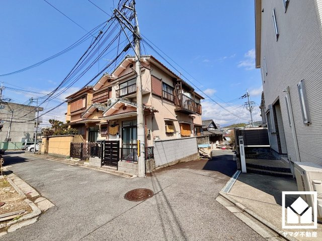 伏見区深草大亀谷西久宝寺町の外観