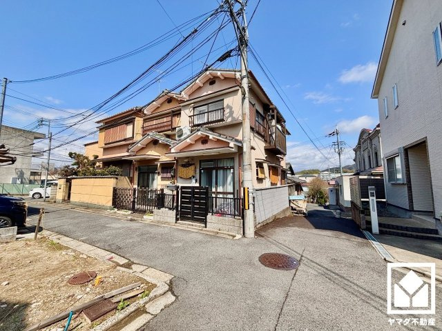 伏見区深草大亀谷西久宝寺町の外観