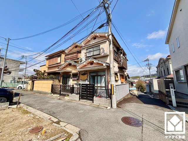 伏見区深草大亀谷西久宝寺町の外観