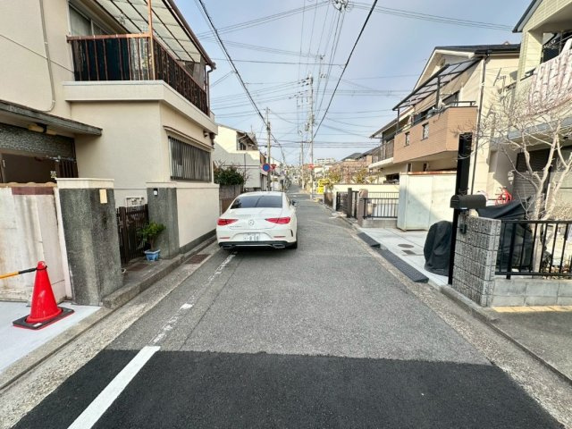 JR垂水駅徒歩１０分　幹太くん付き　垂水区御霊町　新築戸建の前面道路含む現地写真