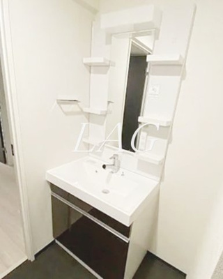 【洗面所】 | LIME RESIDENCE MACHIDA | 独立洗面台です。
