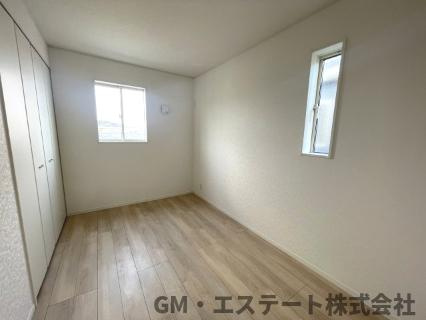 宮崎市永楽町　新築住宅（第1-1号棟）の洋室