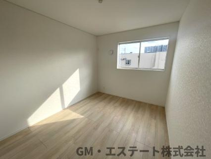 宮崎市永楽町　新築住宅（第1-1号棟）の洋室