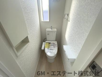 宮崎市永楽町　新築住宅（第1-1号棟）のトイレ