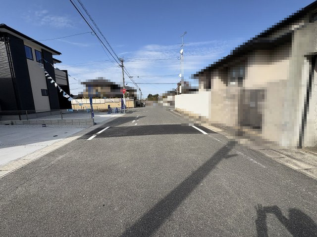 【その他】 | 大野城市南ケ丘5丁目4期　1号棟（全2棟）【仲介手数料無料・0円】 | 現地写真。前面道路です。