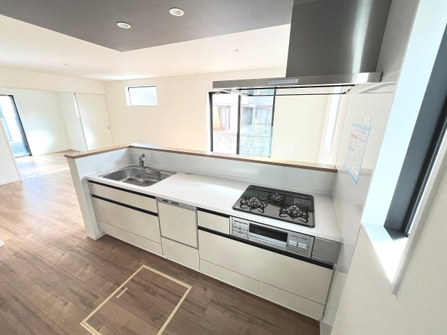 【キッチン】 | 大野城市南ケ丘5丁目4期　1号棟（全2棟）【仲介手数料無料・0円】 | 現地写真。
