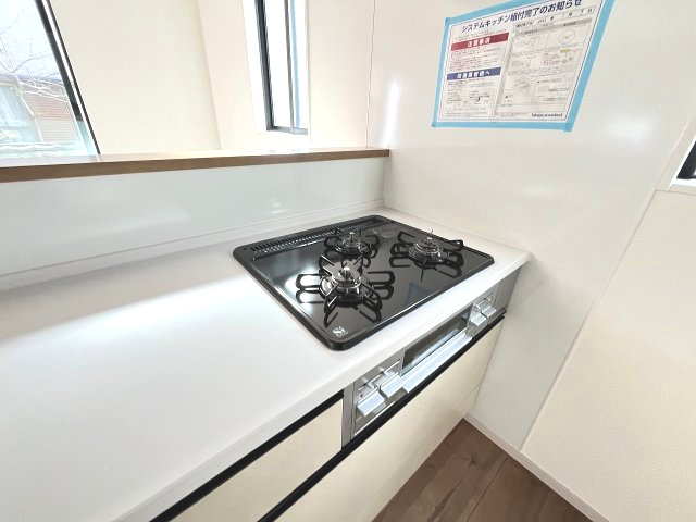 【キッチン】 | 大野城市南ケ丘5丁目4期　1号棟（全2棟）【仲介手数料無料・0円】 | 現地写真。