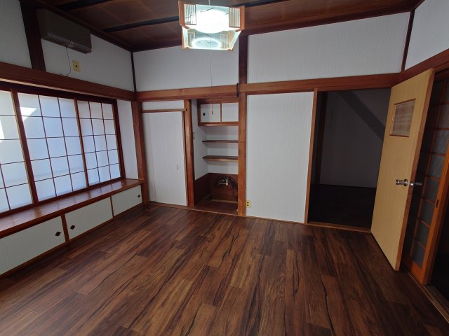 水橋辻ヶ堂貸家の洋室