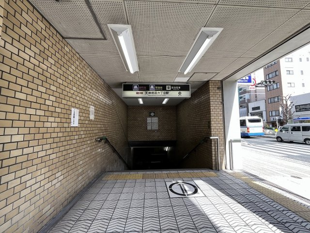 大阪市北区浪花町の店舗事務所の周辺