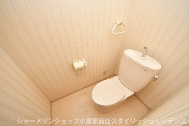 メゾンモンブラン富野台・壱番管C棟のトイレ