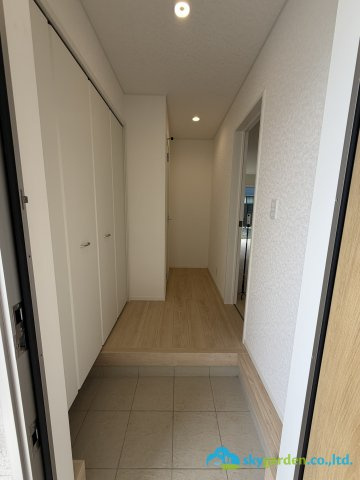 平塚市南原第11 新築戸建　全1棟1号棟の玄関