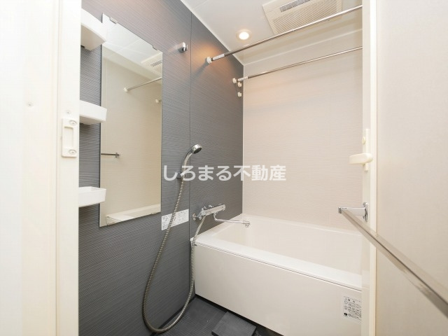  エスライズ日本橋の浴室